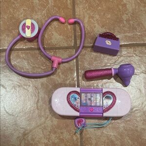 Deluxe Kids Medical Playset with Pink and Purple Accessories